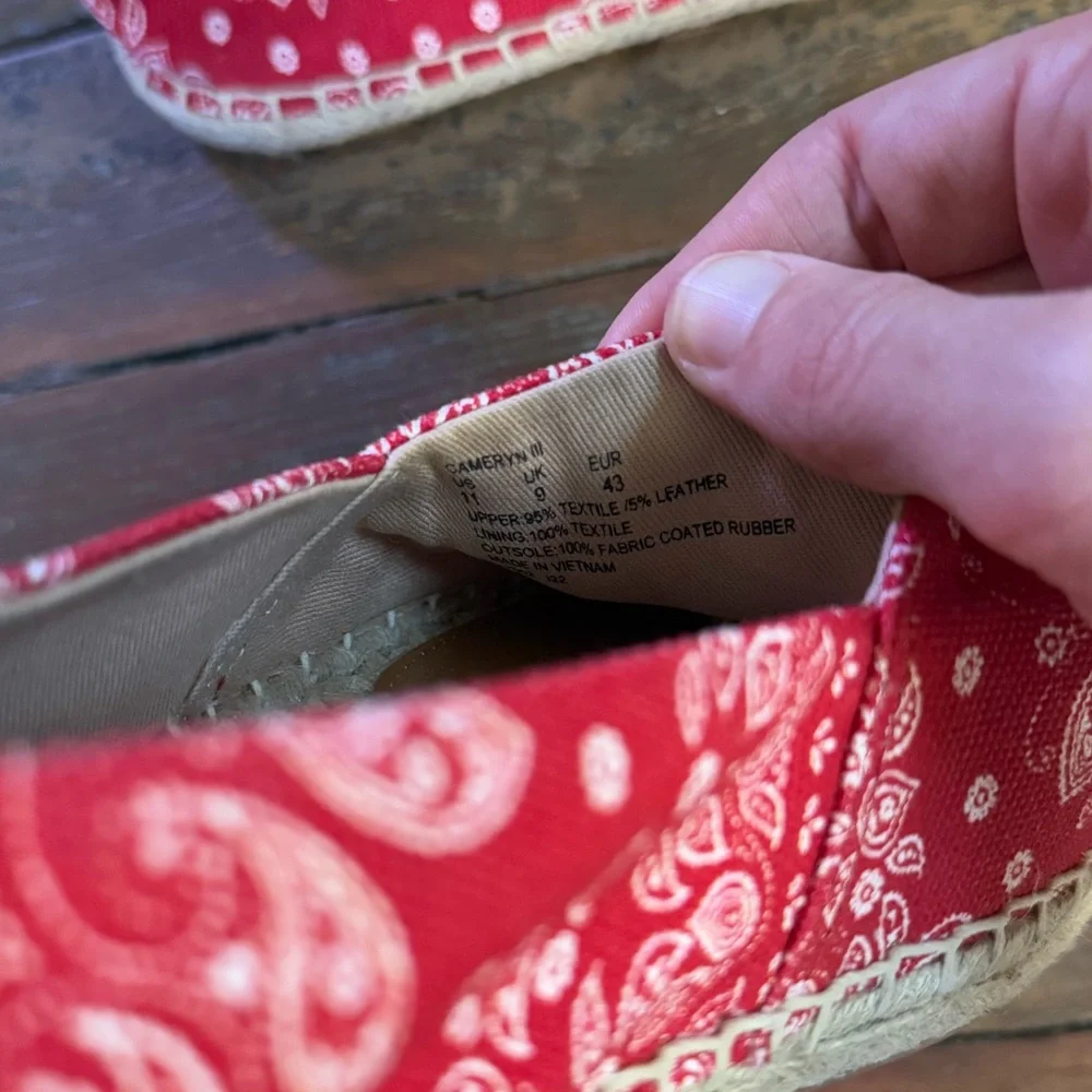 Ralph Lauren Cameryn III Bandana Print Canvas Espadrilles ~ Size 11 💛🍄